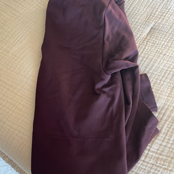 Athleta, Aurora seamless crop top - Picture 3 of 7